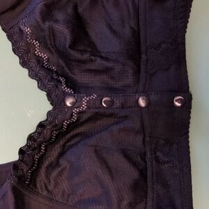 Elegant Black Lace Trim Bra (better 1X Fit)